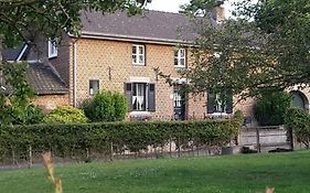 Hoeve Op De Meer